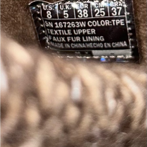 Skechers Taupe Slip On Shoes Wide Fit Womens Size 8 Wide - Picture 5 of 5